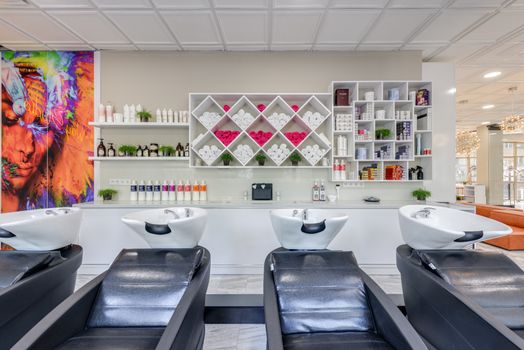 Master the Art of Choosing the Perfect Delray Beach Hair Salon